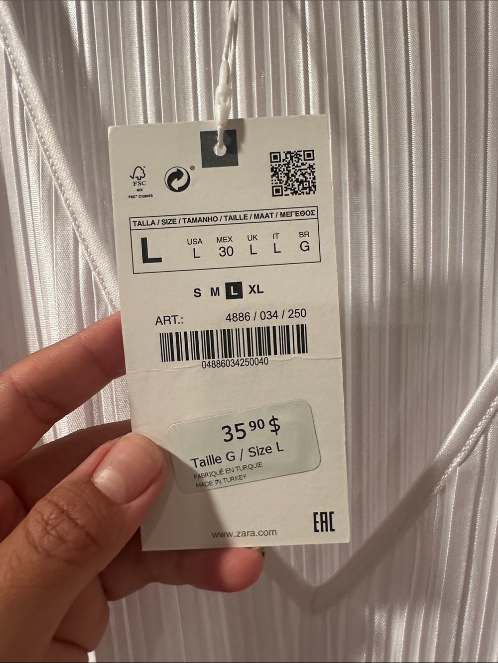 Zara White Pleated V-Neck Flutter Sleeve Blouse - Picture 4 of 4